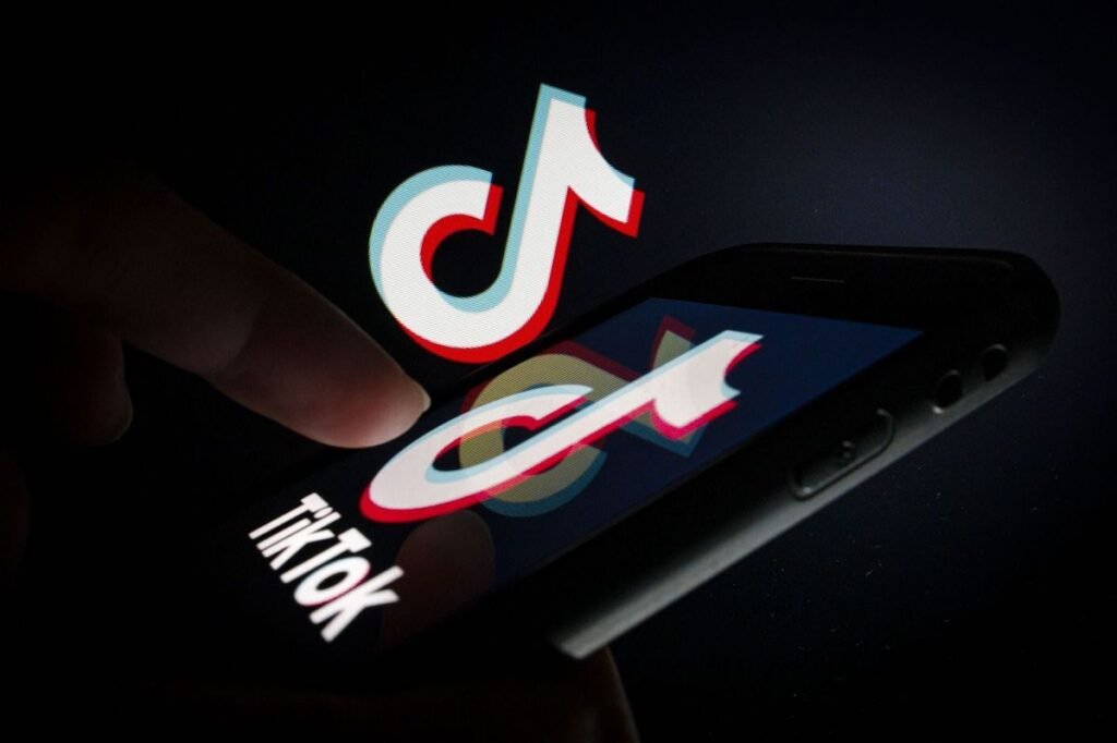 Curiosity Detours: Como o TikTok Está Mudando a Forma Como Consumidores Descobrem Marcas